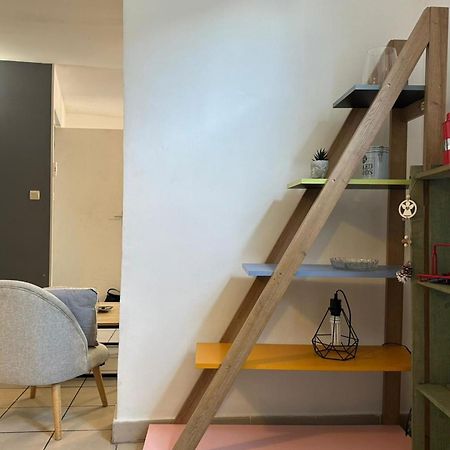 The Triplex- 3 Bedrooms In The Escutcheon! 蒙彼利埃 外观 照片