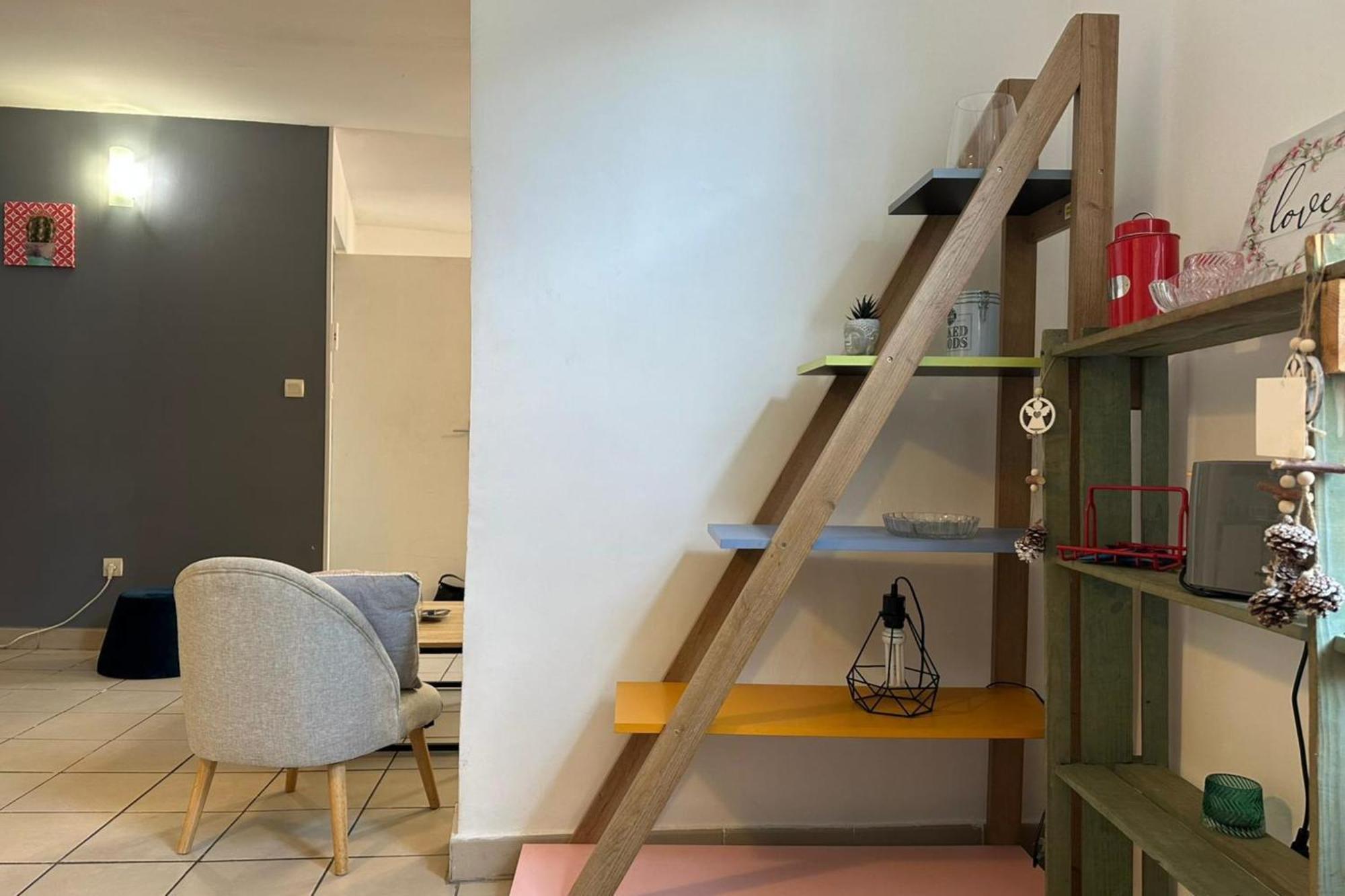 The Triplex- 3 Bedrooms In The Escutcheon! 蒙彼利埃 外观 照片