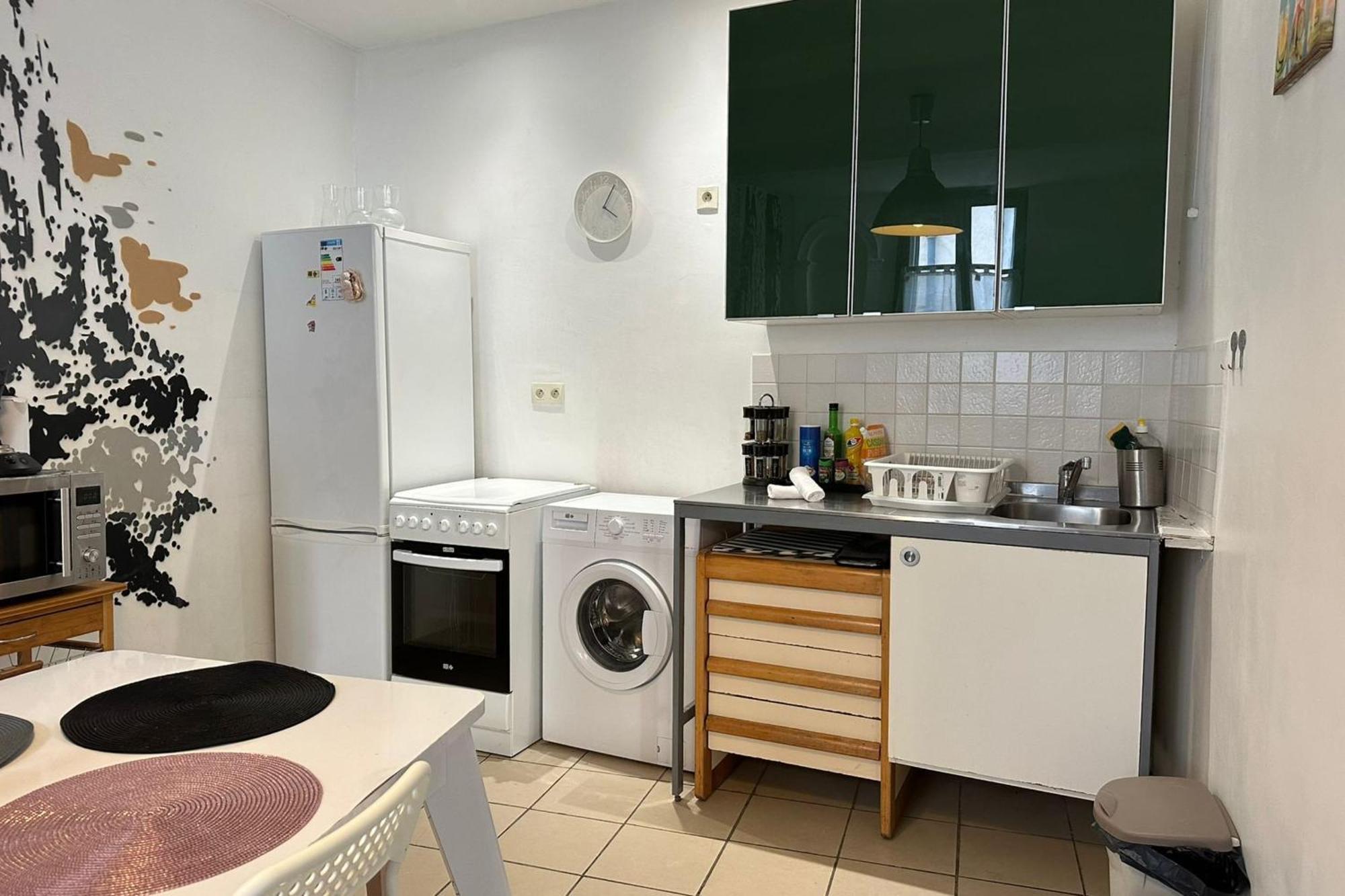 The Triplex- 3 Bedrooms In The Escutcheon! 蒙彼利埃 外观 照片